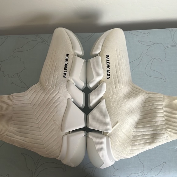 BALENCIAGA SPEED 2.0 CLEAR SOLE RECYCLED KNIT SNEAKER - Picture 10 of 12